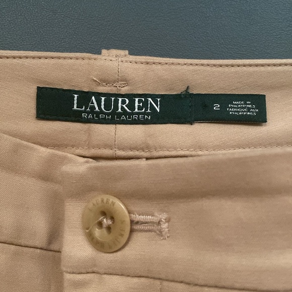 Ralph Lauren tailored slim fit short. A classic. Like new. No tags.Unused. - Picture 3 of 9